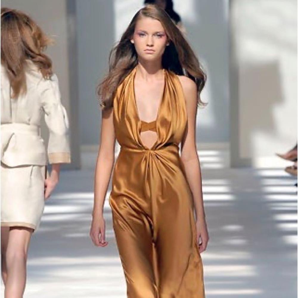 Alberta Ferretti Spring 2007 sleeveless dress.
